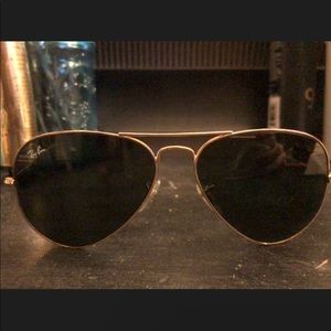 Ray Ban Classic Aviator Sunglasses (standard size)
